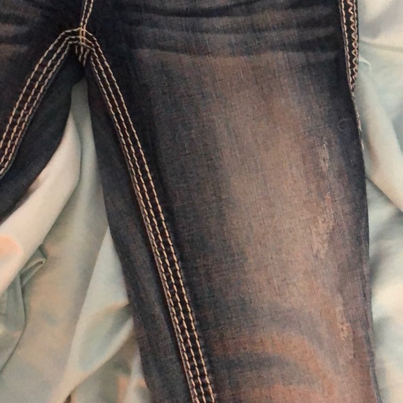 🎉HP🎉{Rock Revival} Jeans - Picture 8 of 8